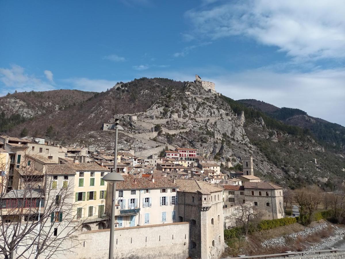 Hotel Le Vauban Entrevaux Εξωτερικό φωτογραφία