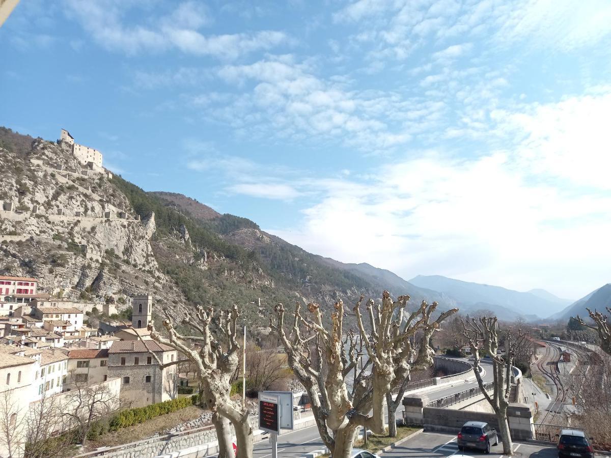 Hotel Le Vauban Entrevaux Εξωτερικό φωτογραφία